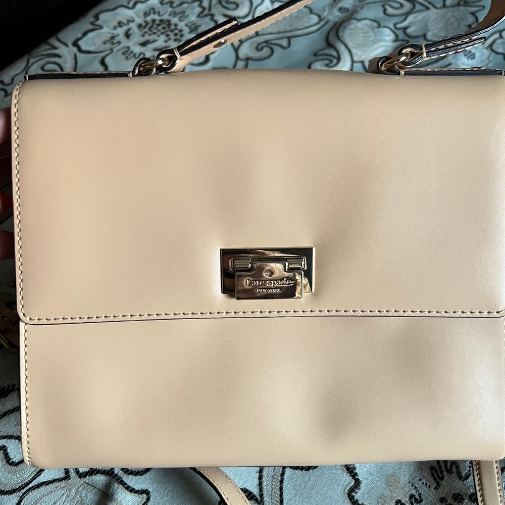 Kate Spade Crossbody - Picture 4 of 5